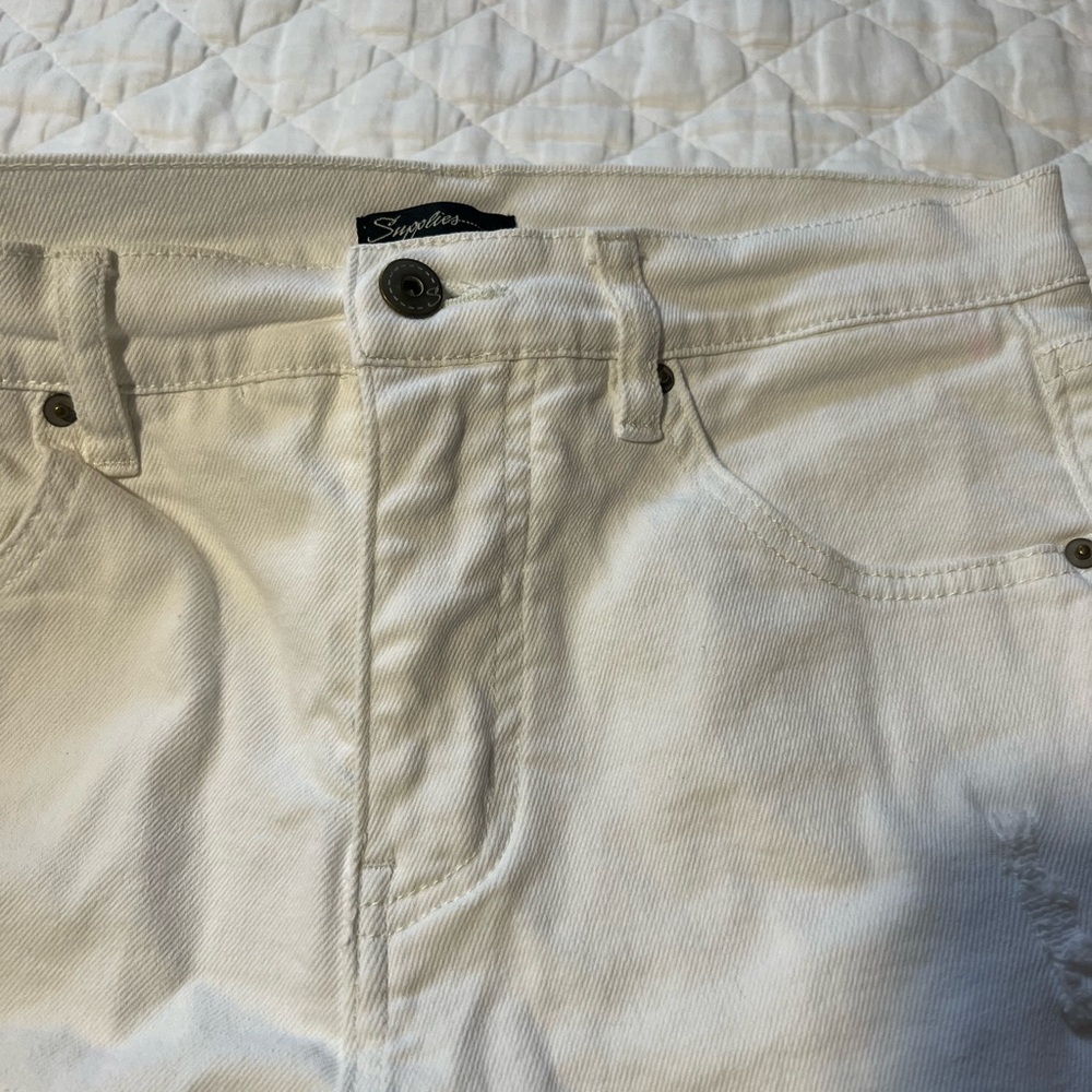 White Denim Shorts - Picture 2 of 7